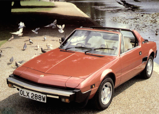 Illustration for article titled The Ten Most Underrated Sports Cars